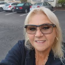 How to stop puppy from jumping