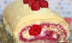 Buche Legere Aux Framboises Et Au Mascarpone Recettes Recette Mascarpone Chocolat Chocolat Blanc Recette