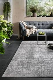 Unser fachmann überprüft den teppich auf eigenheiten, dokumentiert maße, art sowie qualität und fotografiert den teppich zur späteren erfolgskontrolle. 63 Neue Teppichtrends Kibek Ideen Teppich Wohntrends Teppich Kibek