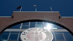 Get the latest kaa gent news, scores, stats, standings, rumors, and more from espn. Fussball Hamburg Fc St Pauli Leiht Schweden Eric Smith Von Kaa Gent Aus Sport Sz De