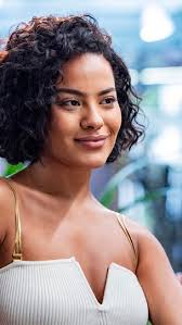 Paula Lavigne é processada por ex-assistente, após acusação de 'sumiço de  dólares' e outros 'abusos'