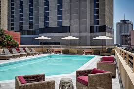 Jw Marriott New Orleans Outdoor Pool Guestroom Comfortable Guest Luxury Hotel Room Marriott Luxury Hotel