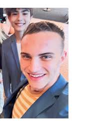 Flashback to last year's red carpet premiere of The Wingfeather Saga with  Angel Studios @angel — where my family and I had the pleasure of meeting  Andrew Peterson @andrewpetersonmusic , Chris Wall @