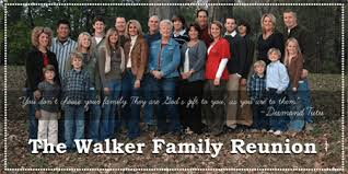 This template is quite unique ad it gives you an option to add your family photograph as its header with details about the event like venue, date, time and menu at below the photograph in attractive typography. Reunion Banners Family Banners Easybanners Com