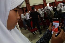 Proses yang demikian juga tidak dapat dicegah, bahkan dilakukan secara sengaja pada c. Begini Cara Generasi Milenial Hadapi Tantangan Masa Depan
