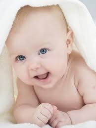 See popularity changes in baby names