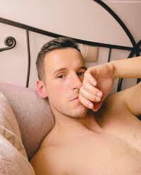 Eyes Archives - Page 4 of 16 - Nude Men, Nude Male Models, & Gay Porn |  GayBodyBlog