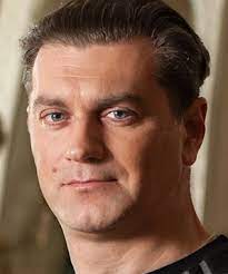 Его родители были военными, всю жизнь отдали вмф. Aleksej Zubkov Aleksey Zubkov Filmografiya Foto Biografiya Akter