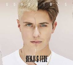 I due musicisti si sono conosciuti via internet il 10 dicembre 2010 e in seguito hanno deciso di formare il duo benji & fede. Benji Fede Sale Ft Shari Testo Nuove Canzoni