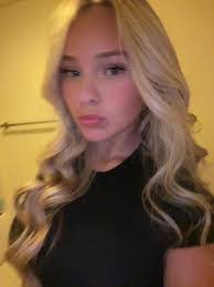 Mollie Sullivan's Instagram, Twitter & Facebook