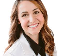 Annie Knudson's Instagram, Twitter & Facebook