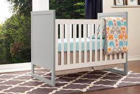 Creative and unique crib bedding, crib sheets, crib skirts, blankets, bumpers, rail covers and hand sewn quality and premium fabrics provide you with the perfect baby bedding for your nursery. Crib Bedding Brand Review Sumersault Baby Bargains