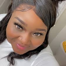 Ladonna Grant's Instagram, Twitter & Facebook