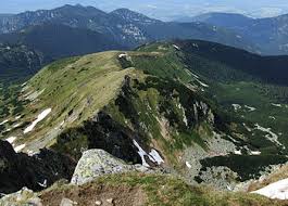 Góry obfitują w rozległe kotliny śródgórskie, z których największe to: Geografia Slowacji Wikipedia Wolna Encyklopedia