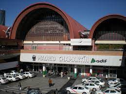 Conecta madrid con otros destinos populares del país, así como lisboa en portugal. Madrid Chamartin Railway Station Wikipedia