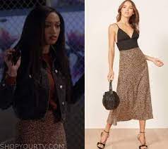 Olivia's green floral print shirt on all american. Olivia Baker Fashion Clothes Style And Wardrobe Worn On Tv Shows Shop Your Tv