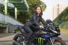 You can also upload and share your favorite yamaha r15 v3 wallpapers. Yamaha Yzf R15 V3 ä¸€æ™‚è¡å‹• æˆ'è²·äº†ä¸€è¼›r15 è»Šä¸»å¿ƒå¾—by Patty