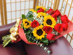 Solitary daisy pom — 2. Sunflowers And Roses By San Jose Flowers