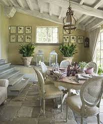 Arredare in stile provenzale la propria casa è una soluzione molto elegante e chic, che consente di dare un fascino unico agli ambienti e valorizzarli al meglio. 6 Idee Per Ricreare L Arredamento Provenzale In Casa Tua Rebecca Mobili