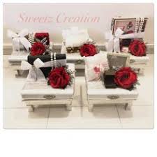 Gubahan hantaran telekung 2019 by doorgift murah batu gajah #gubahanhantarantelekung2019. 83 Hantaran Kahwin Tunang Ideas Gift Tray Wedding Gifts Dulang Hantaran Ideas
