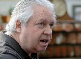 Warren Stockwell's Instagram, Twitter & Facebook