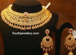 Broad Uncut Diamond Necklace Set Latest Jewellery Designs Uncut Diamond Necklace Diamond Necklace Set Bridal Jewelry