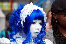 New Meaning To The Term Blue Hair Pretty Sure This Doesn T Come From Old Lady Blue Rinse Cosplay Japan Harajuku Blue Hair