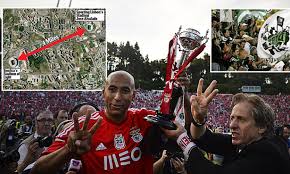 Tv online tv portugal em direto ver desporto, notícias, novelas. Jorge Jesus Journey From Benfica To Sporting Lisbon Is One Of The Most Controversial Moves In Football Daily Mail Online
