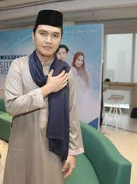 Rahmat aldiansyah yang mengubah namanya menjadi aldi taher (lahir di jayapura, irian jaya, 25 oktober 1983; Aldi Taher Masih Jalani Pengobatan Setelah Dinyatakan Sembuh Dari Kanker Showbiz Liputan6 Com