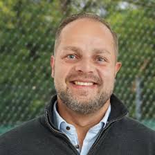 Jugendkonzept Tennis als Volks- und Breitensport mit Stil Trainerstab