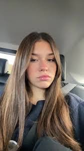 Isabella Mora's Instagram, Twitter & Facebook