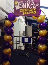 Epingle Sur Anniv Charlie Et La Chocolaterie