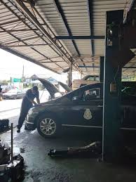 Bengkel kereta foo chew ( spray paint / cat , ketuk body , cermin / windscreen ) setia alam kapar workshop. Mutiara Utama Workshop Posts Facebook