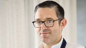 Weer tegenslag voor Julemont: nieuwe chef Palombini komt niet door zijn  proeftijd