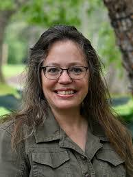 Julie Klotz's Instagram, Twitter & Facebook