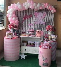 Ya habíamos hablado de la decoración de un baby shower para las nenas, hoy toca para los varoncitos. Baby Shower Para Nino Decoracion Con Globos Fiesta De Elefante Decoracion De Cumpleanos Decoracion De Fiesta