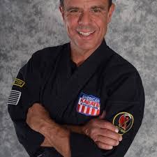 Robert Woolever's Instagram, Twitter & Facebook