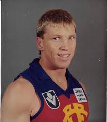 Good morning royboys and roygirls. Today we celebrate the birthday of Ex  Fitzroy Player Michael Reeves, who celebrates his 63rd birthday today.  “Reevsey” as he was known to his team-mates, was recruited