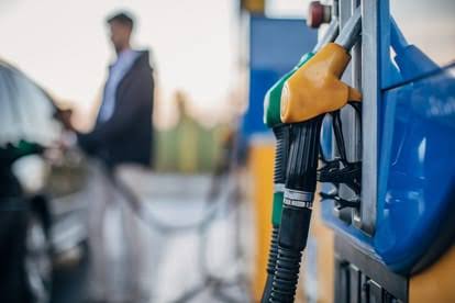 Petrol Diesel Price:दुनिया में कहां सबसे महंगा है पेट्रोल, इस देश में तो एक रुपये से भी कम है एक लीटर की कीमत - Petrol Diesel Price In World: In Venezuela Petrol Is Cheaper, High Rate In Hong Kong - Amar Ujala Hindi News Live