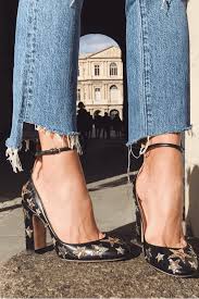 Maybe you would like to learn more about one of these? Customizar Ropa Como Renovar Tus Vaqueros Y Adaptarlos A La Moda