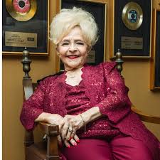 American Singer Brenda Lee was inducted into both the Rock and Roll Hall of  Fame and the Country Music Hall of Fame and Museum !! #brendalee