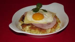 Schweizer Sennen Rosti Mit Schinken Kase Und Spiegelei Rezept Rezept Rezepte Lebensmittel Essen Spiegelei Rezepte