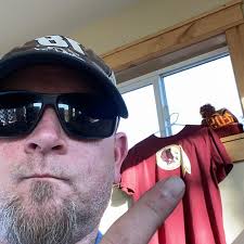 What should the Washington Commanders do with their #2 pick in the draft?