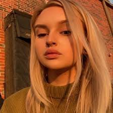 Lila Dietz's Instagram, Twitter & Facebook