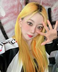 📸] 240904 TORONTO Did you have fun at CROWN Toronto today? I hope you had  a great night with us✨ See you again❤️ #CRAXY #크랙시 #KARIN #SWAN