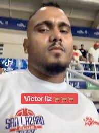 Pero, ¿cómo así, mío? 😳 Ya esto se está saliendo de control, efecto  @victorliz05 en @clubsanlazarord y en la Capital de la República Dominicana  🇩🇴 🤍💙🤍💙., 🎥