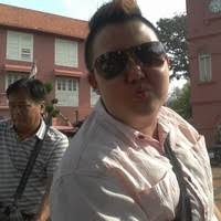 20+ "Bee Chen" profiles