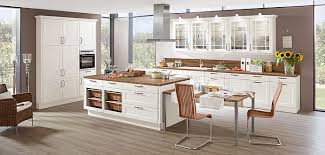 Chalet 885 Weiss Matt Preisgruppe 9 In 2020 Haus Kuchen Landhauskuche Moderne Kuche