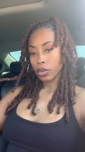 I need a broke boyfriend 🥹💸