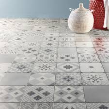 Nasze sklepy stały się przez te lata częścią lokalnej społeczności. Carrelage Sol Et Mur Forte Carreau De Ciment Gris Bleu Gatsby L 20 X L 20 Cm Leroy Merlin En 2021 Carrelage Sol Carreau De Ciment Carrelage